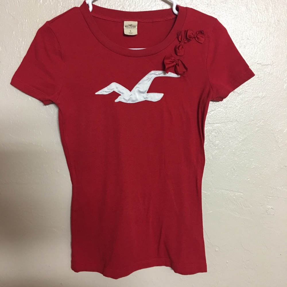 HOLLISTER Red Bow T-shirt